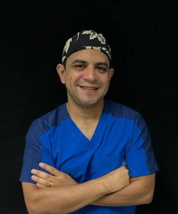 Dr. Héctor Torres
