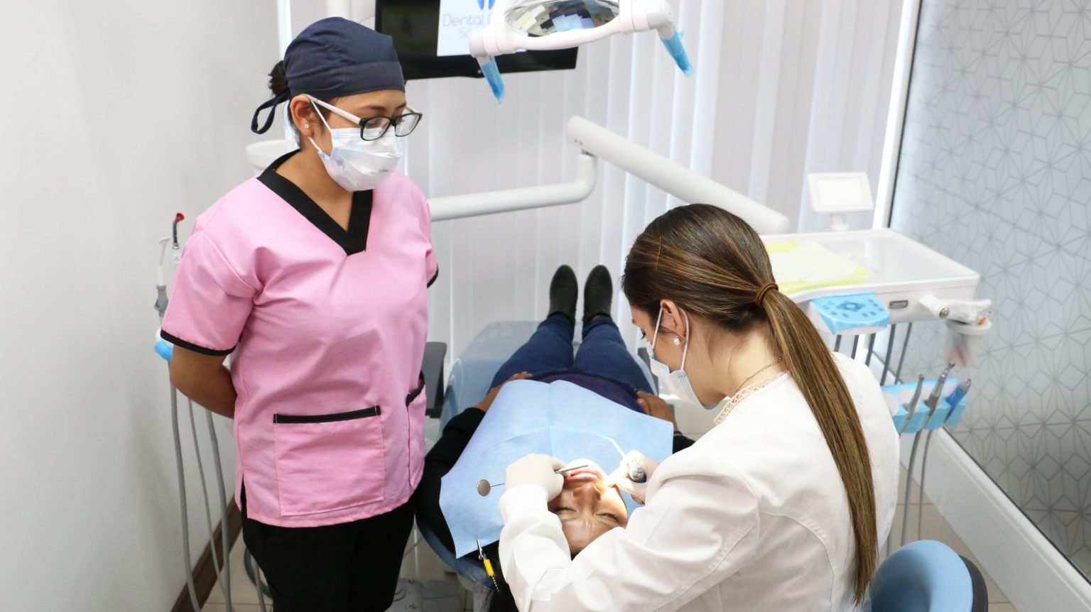 Consultorio dental en atención